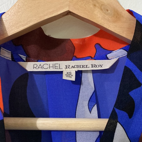 Vibrant Sheer Blouse - Picture 4 of 8